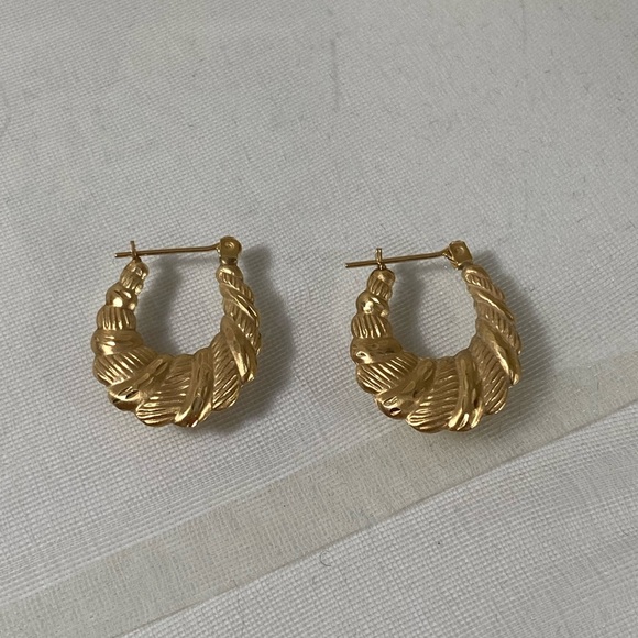 14K YELLOW GOLD croissant hoop earrings REAL GOLD 🥐 - Picture 5 of 12